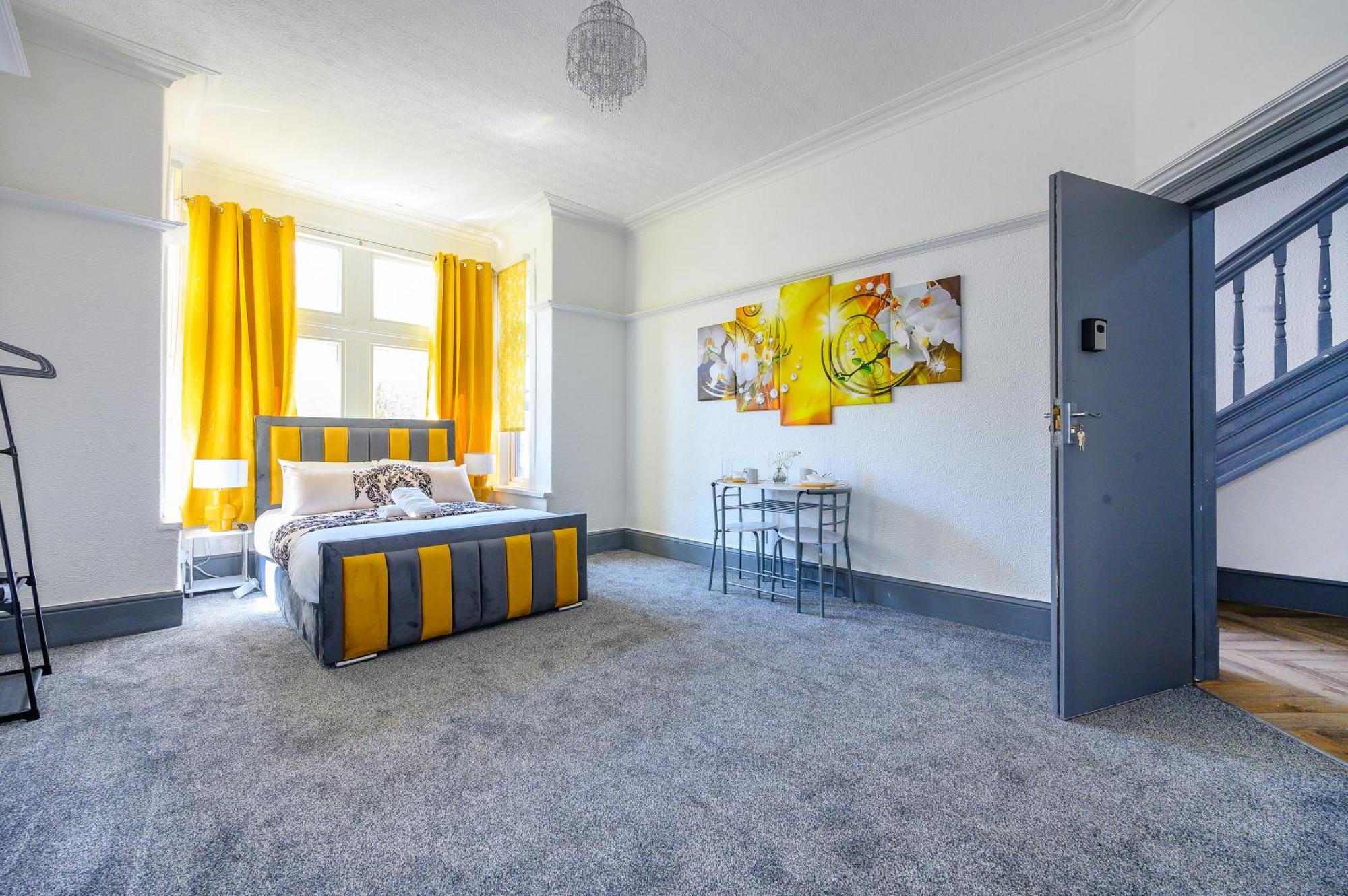 -Rf7H- For Your Relaxed & Cosy Free Parking Leeds  Exterior foto